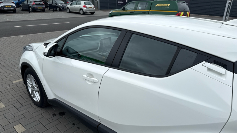 Toyota C-HR 1.8 Hybrid Icon 5dr CVT Hybrid Hatchback